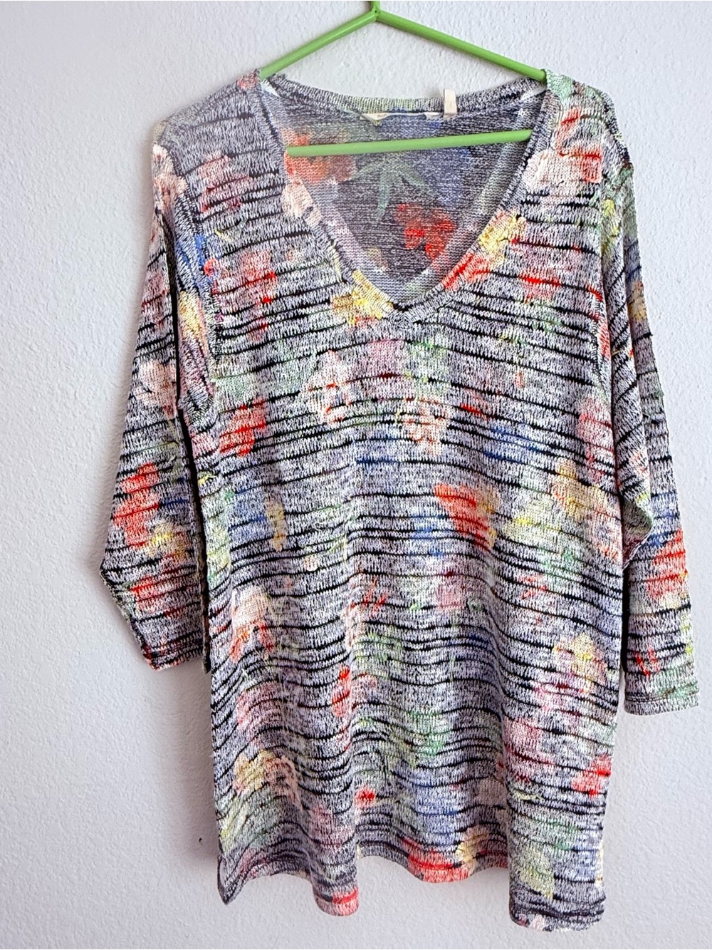 Soft Surroundings Colorful Floral V- Neck Lightweight Sweater 3/4 Sleeve Striped